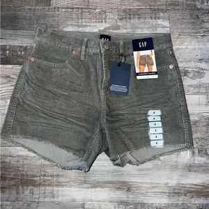 NEW Gap shorts